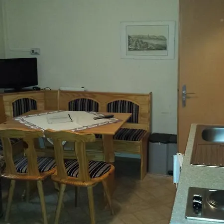 Paul-s Apartman Lägenhet *