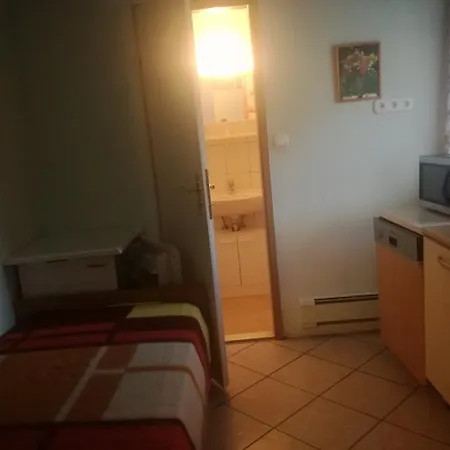 Paul-s Apartman *