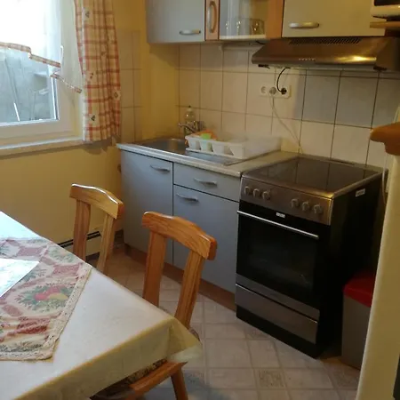 Lägenhet Paul-s Apartman